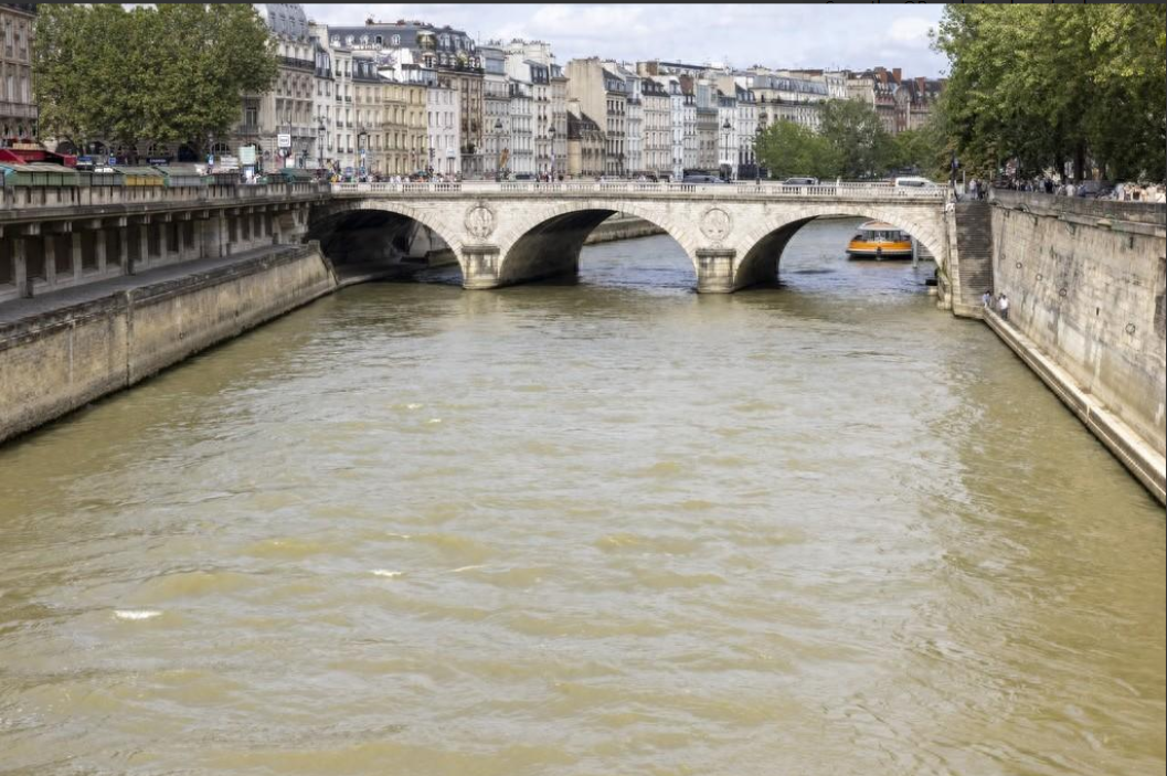 Global warming has caused summer temperatures to soar, and many cities plan to transform waterways into summer resorts