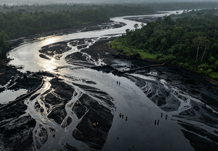 Oil Pipeline Leak in the Amazon Rainforest