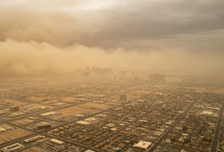 Cross-Border Dust Storm Blankets Las Vegas